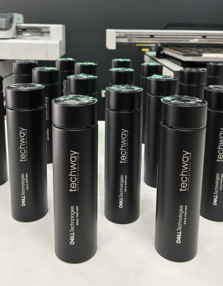 450 ML Isı Derecesi Gösteren Dijital Göstergeli Çelik Termos 433